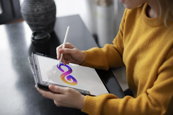 How to Design the Perfect Startup Company Logo